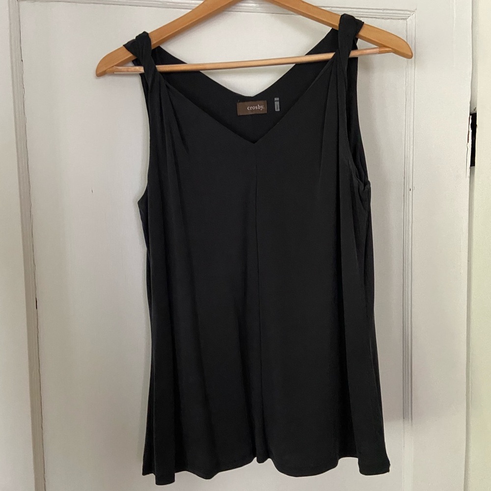 Black sleeveless top